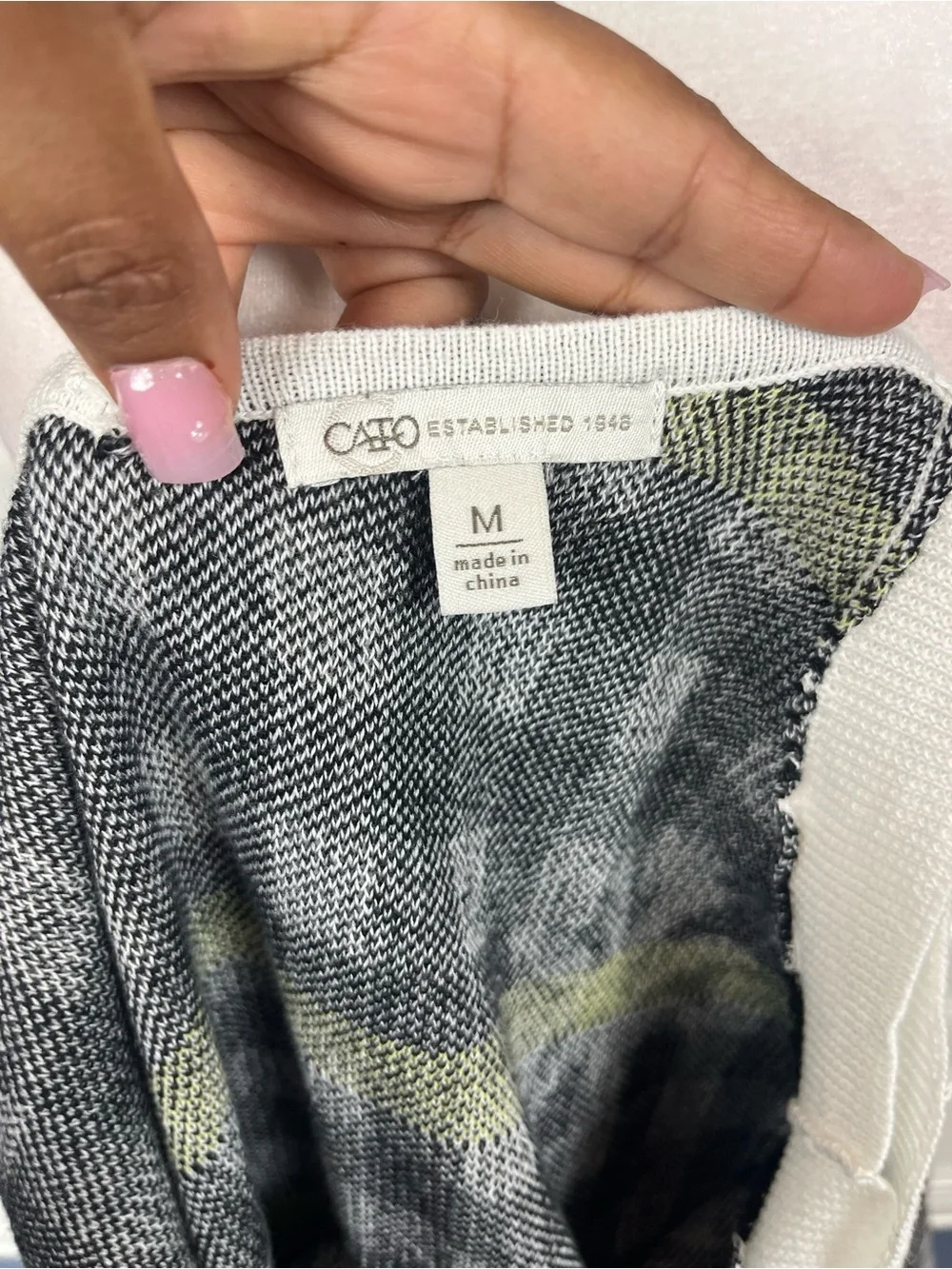 Cato Black & White Gingham Daisy Knit Tank Top Medium